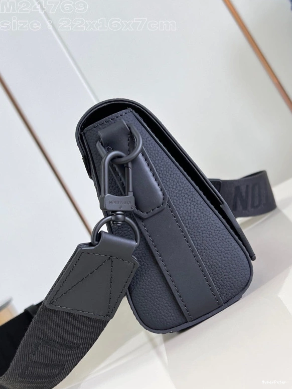 PM-22*16.5*7CM VUITTON LOUIS Takeoff Messenger 0714